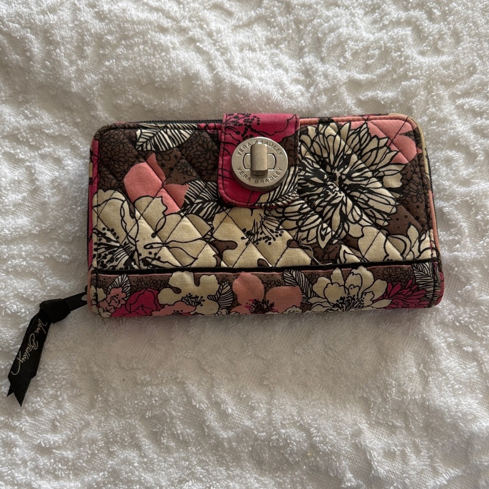 Vera Bradley Floral Quilted Women's Wallet